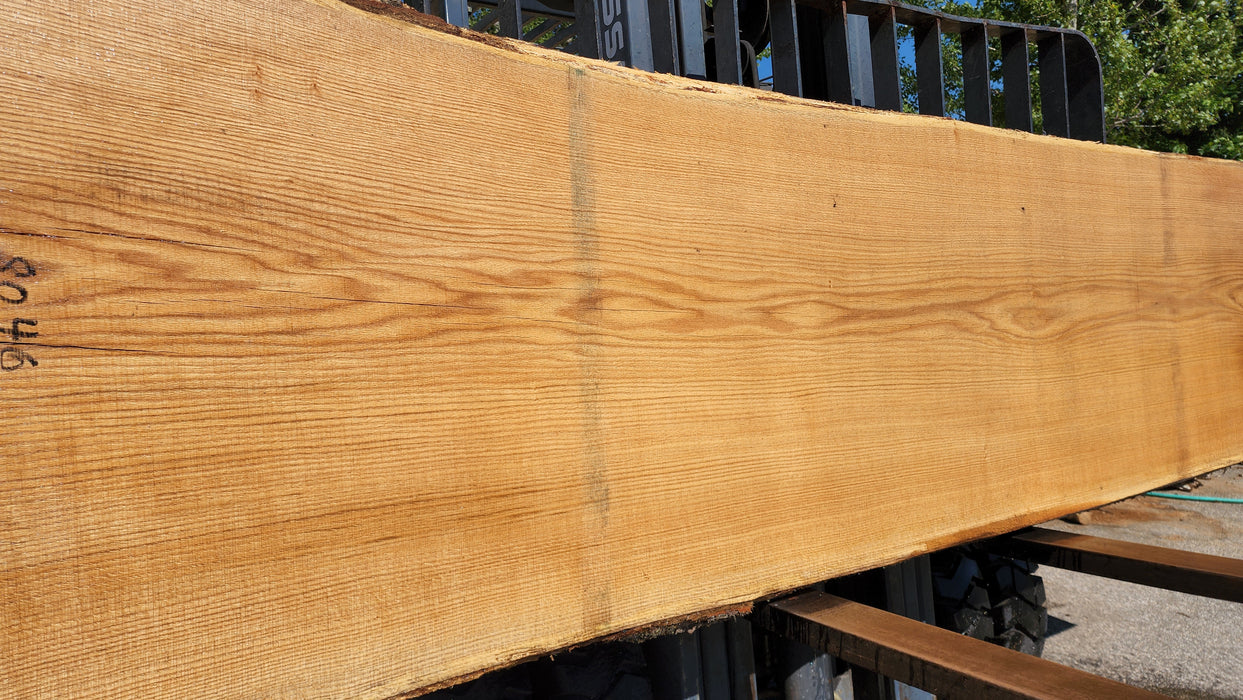 Red Oak #8046(OC) - 2-1/2" x 32" to 40" x 131" FREE SHIPPING within the Contiguous US.